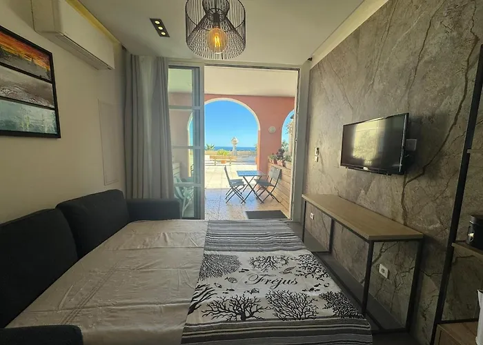 Cap Esterel - 2 Pieces Vue Daire
